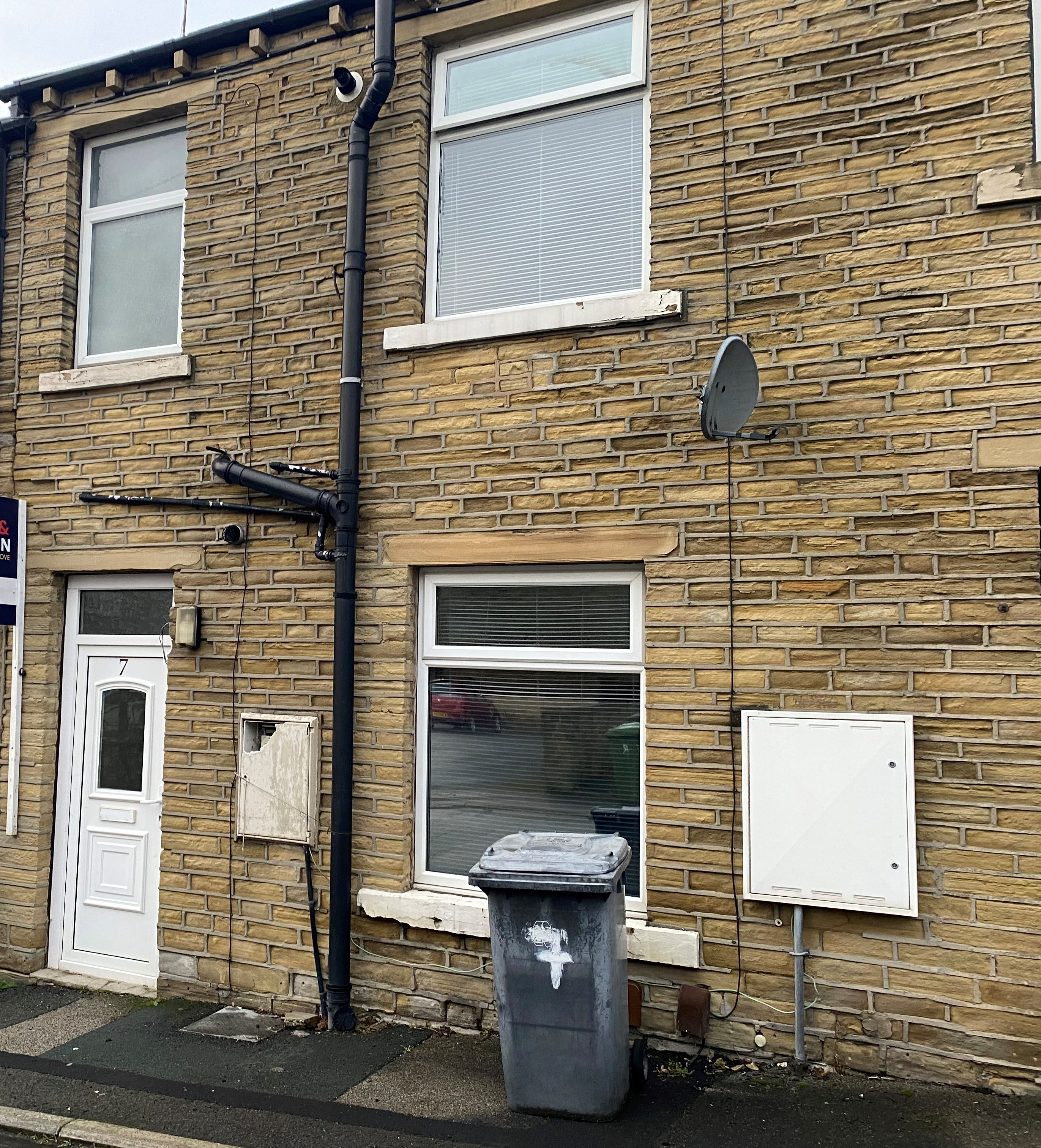 ONE BEDROOM TERRACED HOUSE